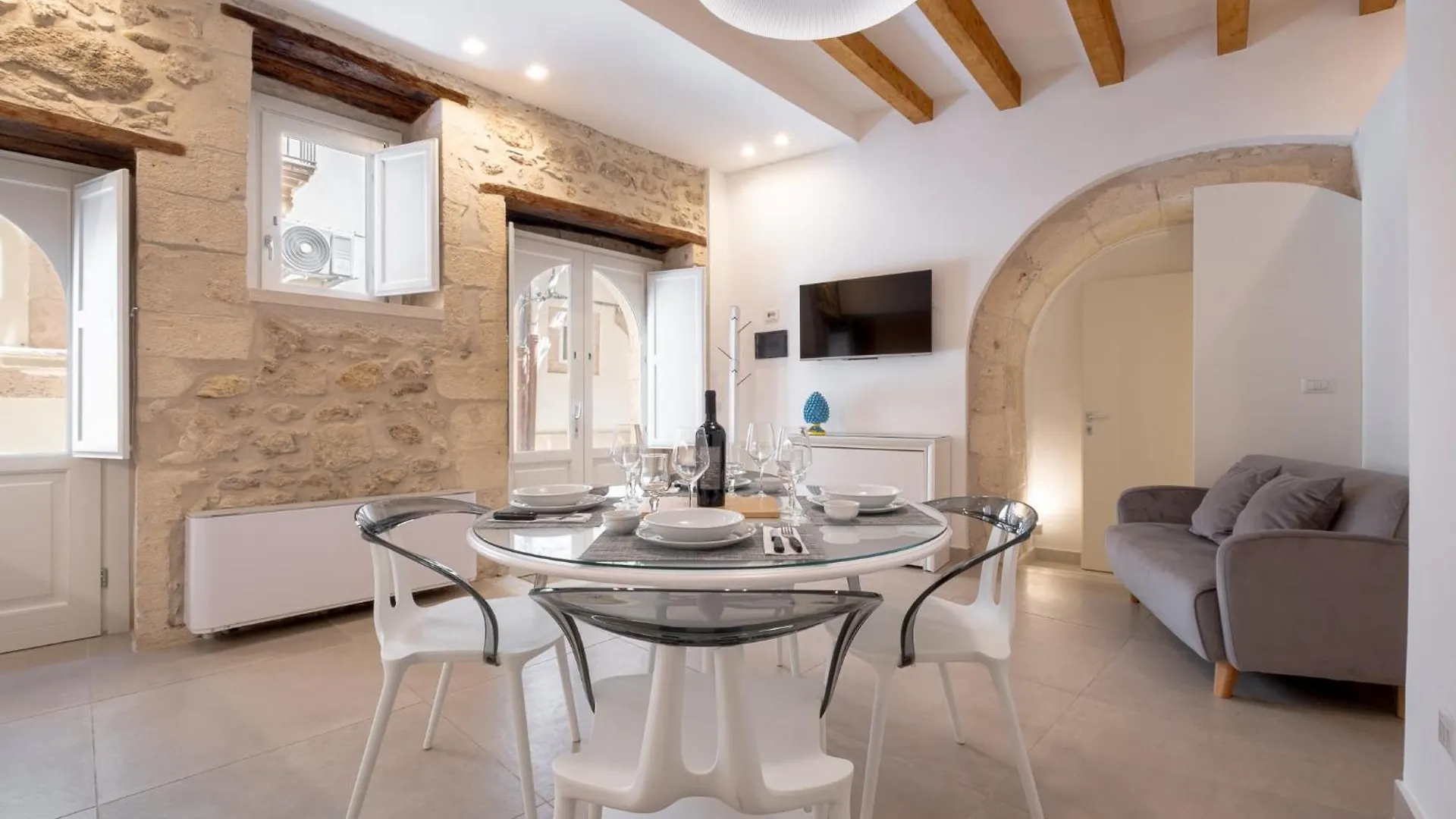 Casa Zummo Ortigia Luxury Apartment Syracuse 0*,  Italy