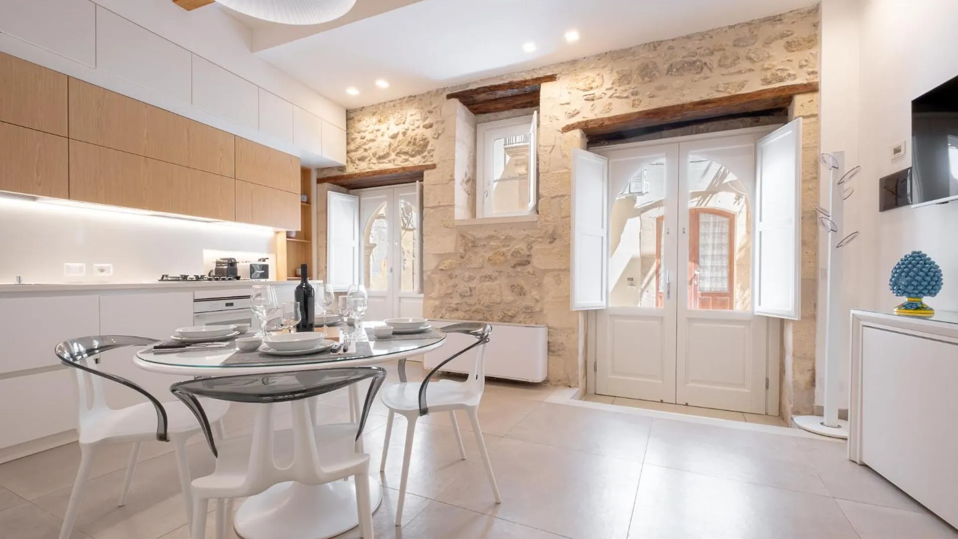 Casa Zummo Ortigia Luxury Apartment Syracuse 0*,  Italy